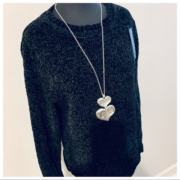 ✨LAST ONE ✨PARIS✨Black Chenille sweater - Picture 3 of 5